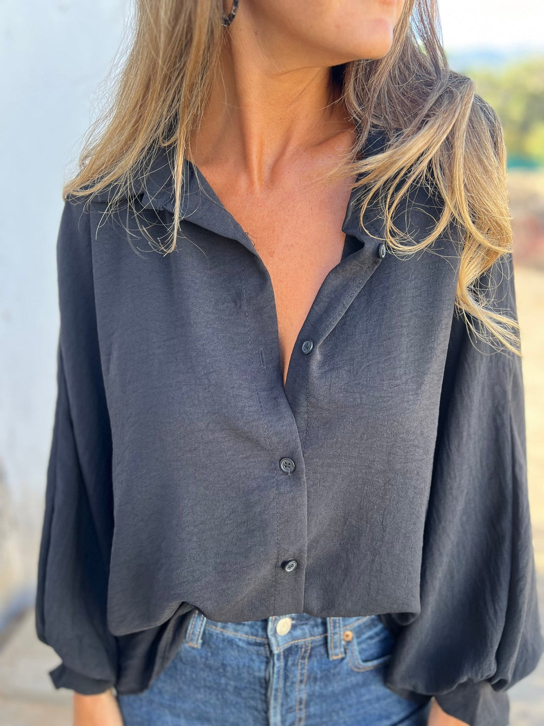 Virginia - Elegant Shirt