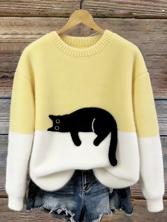 Judy - Women's Sweatshirt with Cat Design