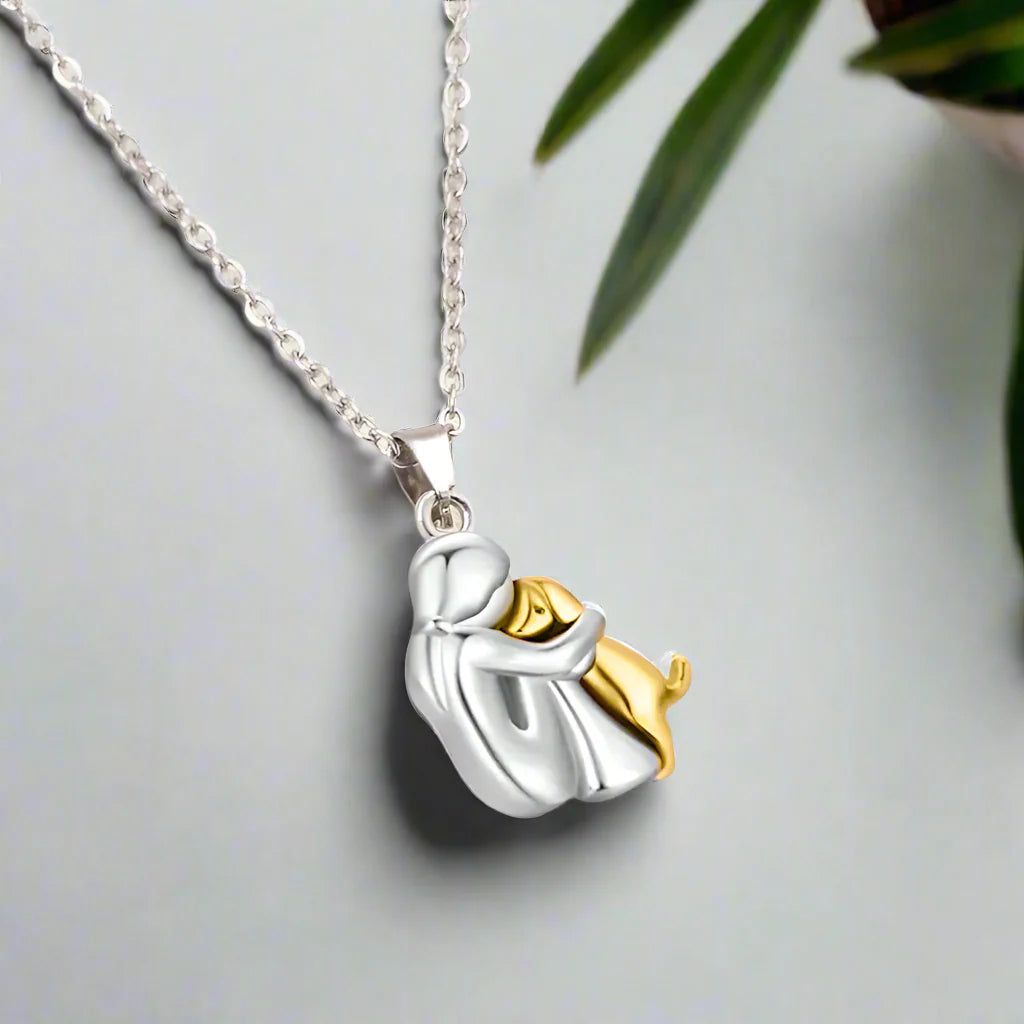 Lisa - Timeless Dog Love Pendant