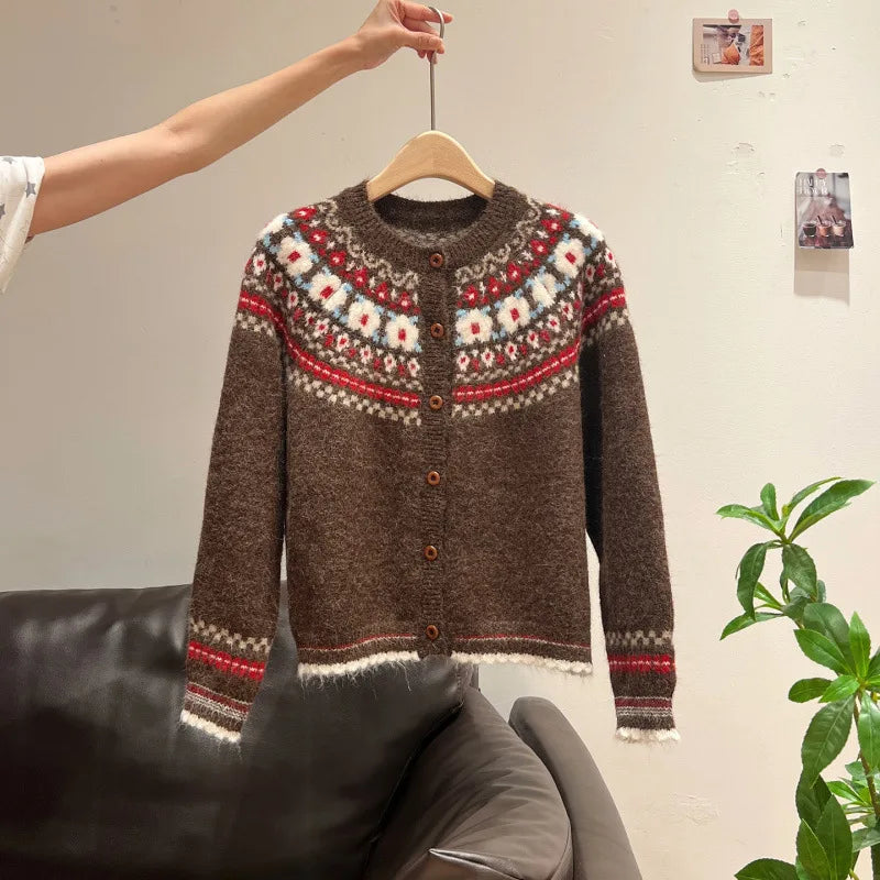 Sarah - Retro Knitted Sweater round Neck Cardigan Winter