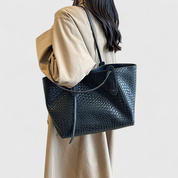 Sarah - Elegant Tote Bag