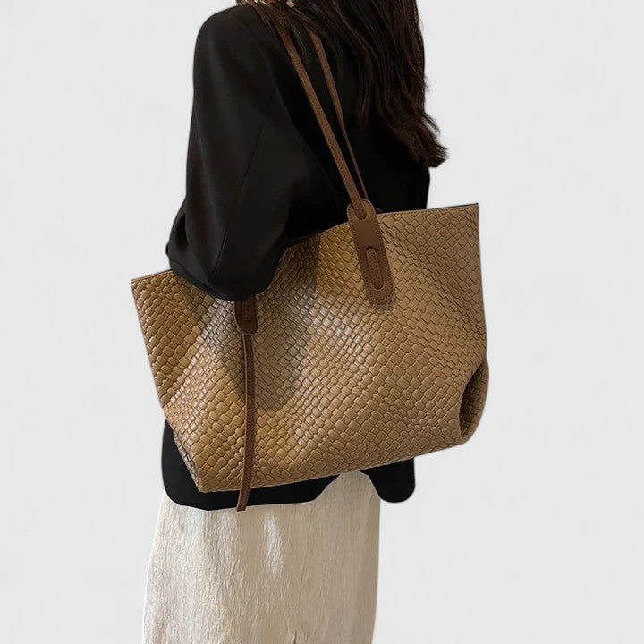 Sarah - Elegant Tote Bag