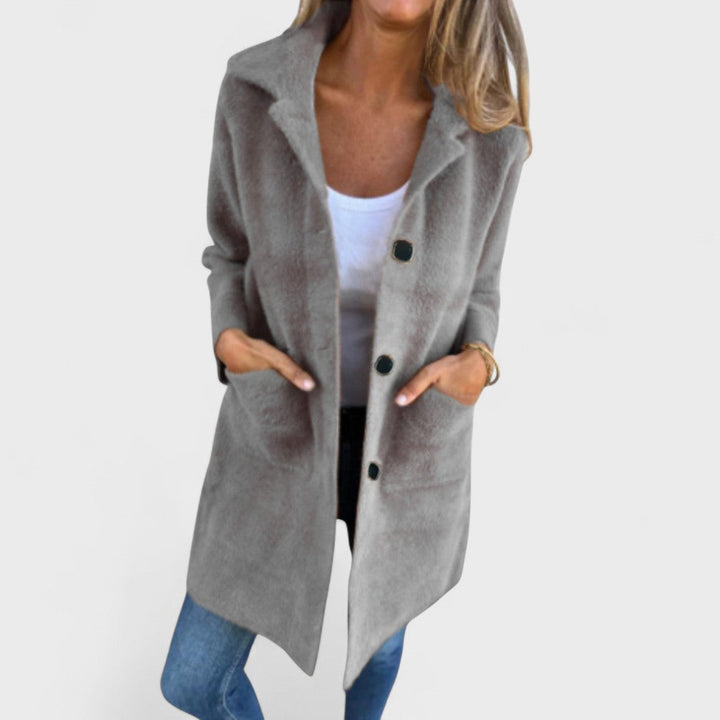 Mae - Elegant and Durable Coat