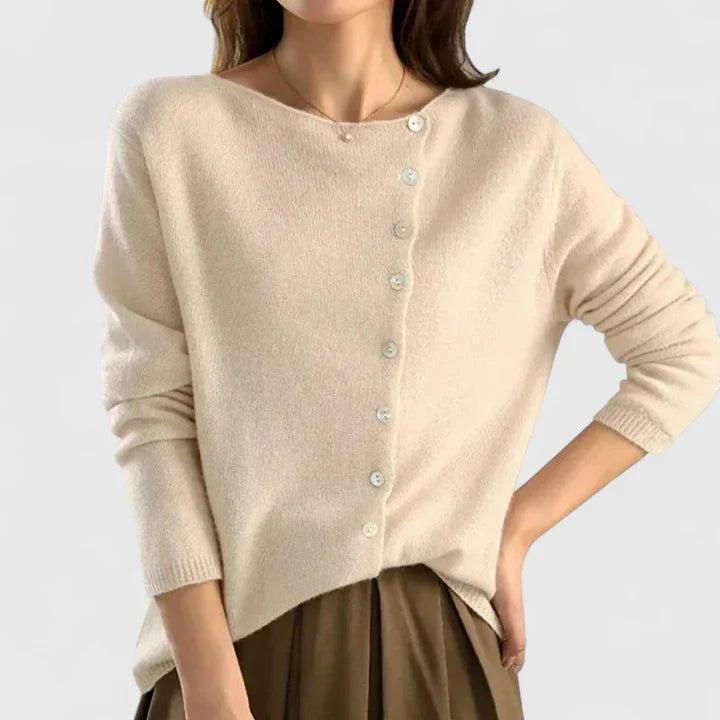 Carolyn - Elegant Cardigan