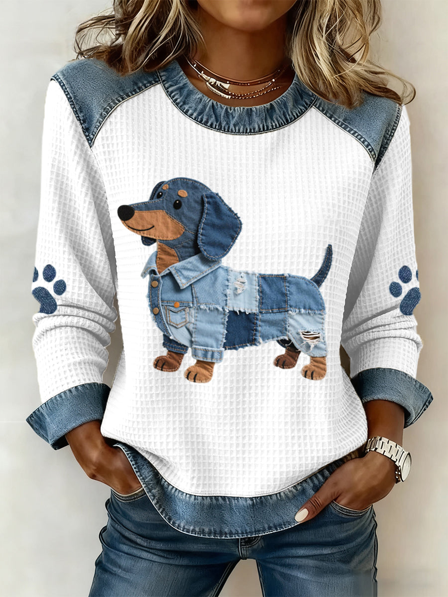 Lisa - Charming Dachshund with denim patchwork